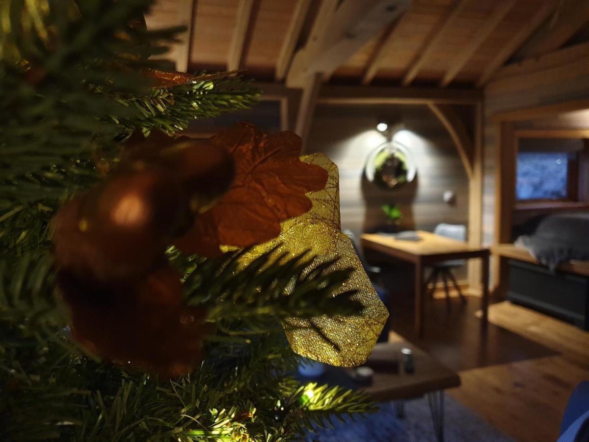 Chalet Newland Valley Log *
