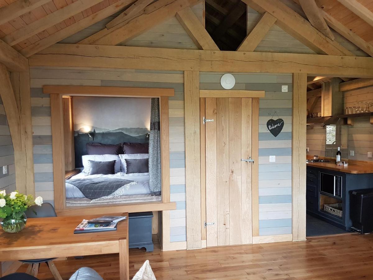 Chalet Newland Valley Log