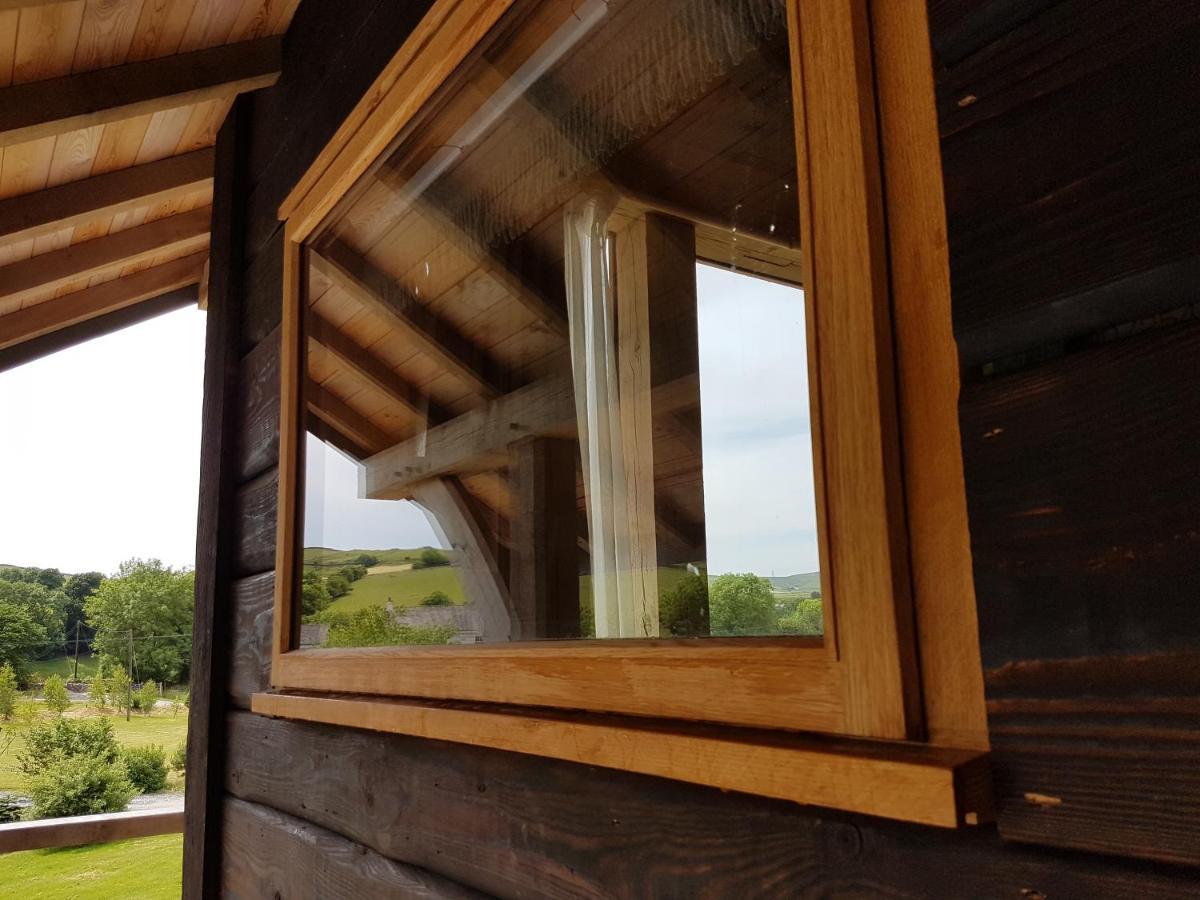 Newland Valley Log *